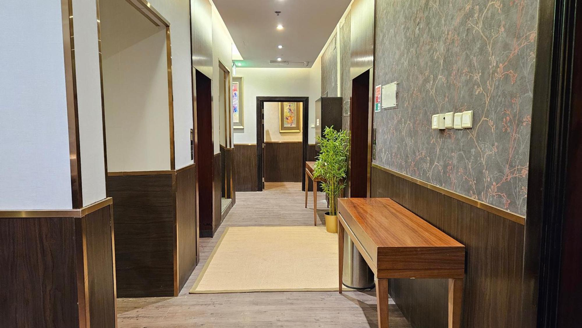 Rahhal Al Bahr Hotel Apartments Dschidda Exterior foto